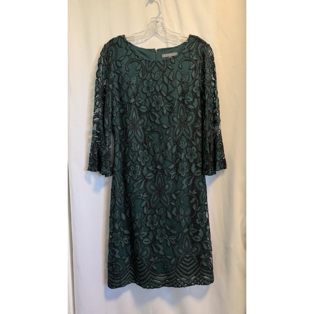 Sharagano | Women's Dark Green Lace 3/4 Sleeve Shift Dress- Size 8
